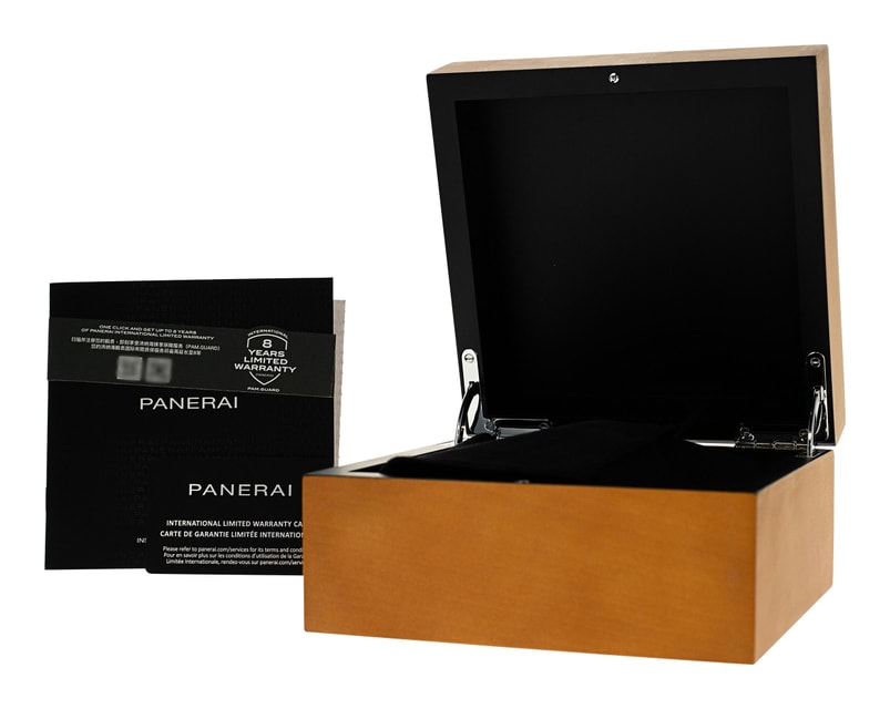 Panerai Luminor Quaranta PAM01270 Image 4
